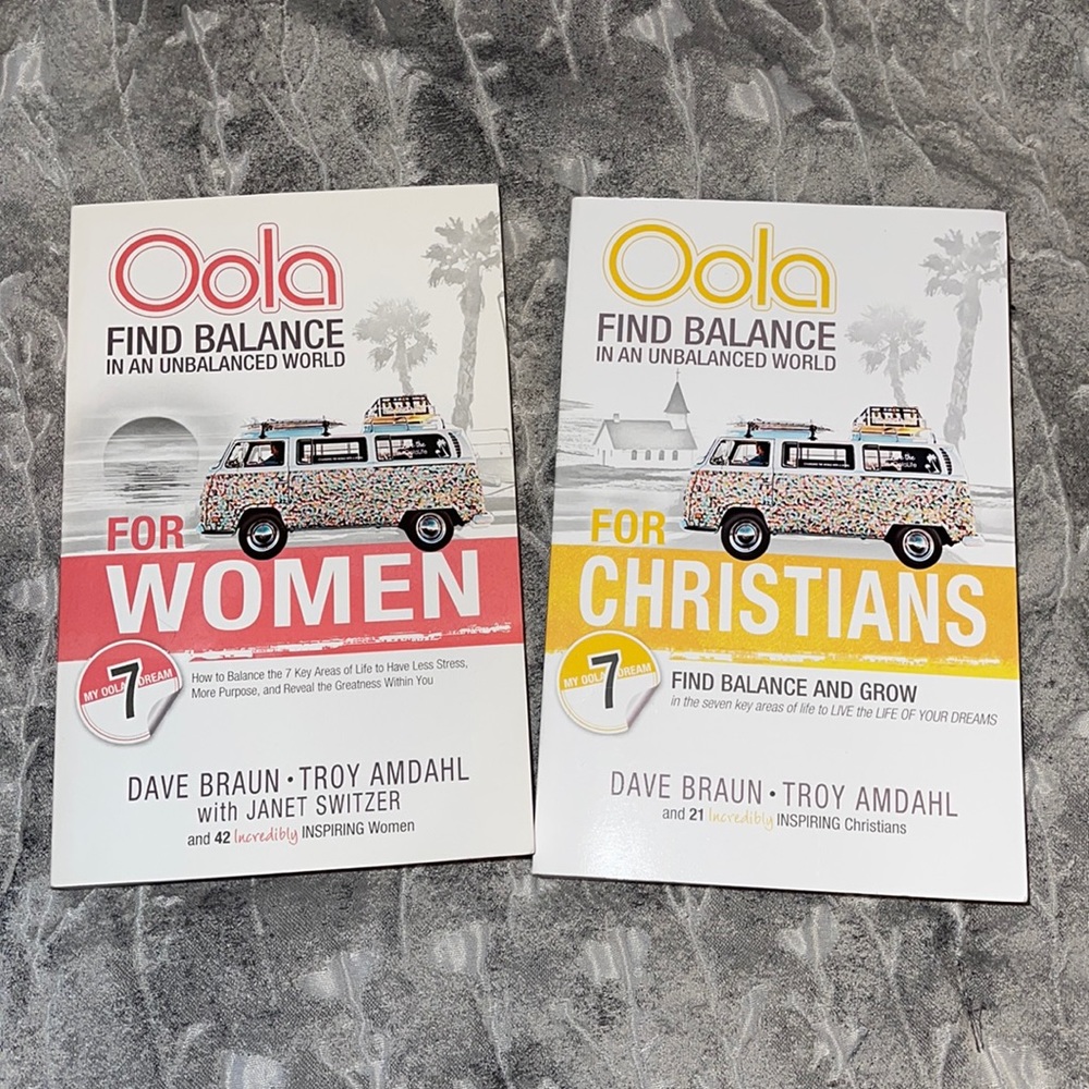 Oola books NEW/Great Condition
